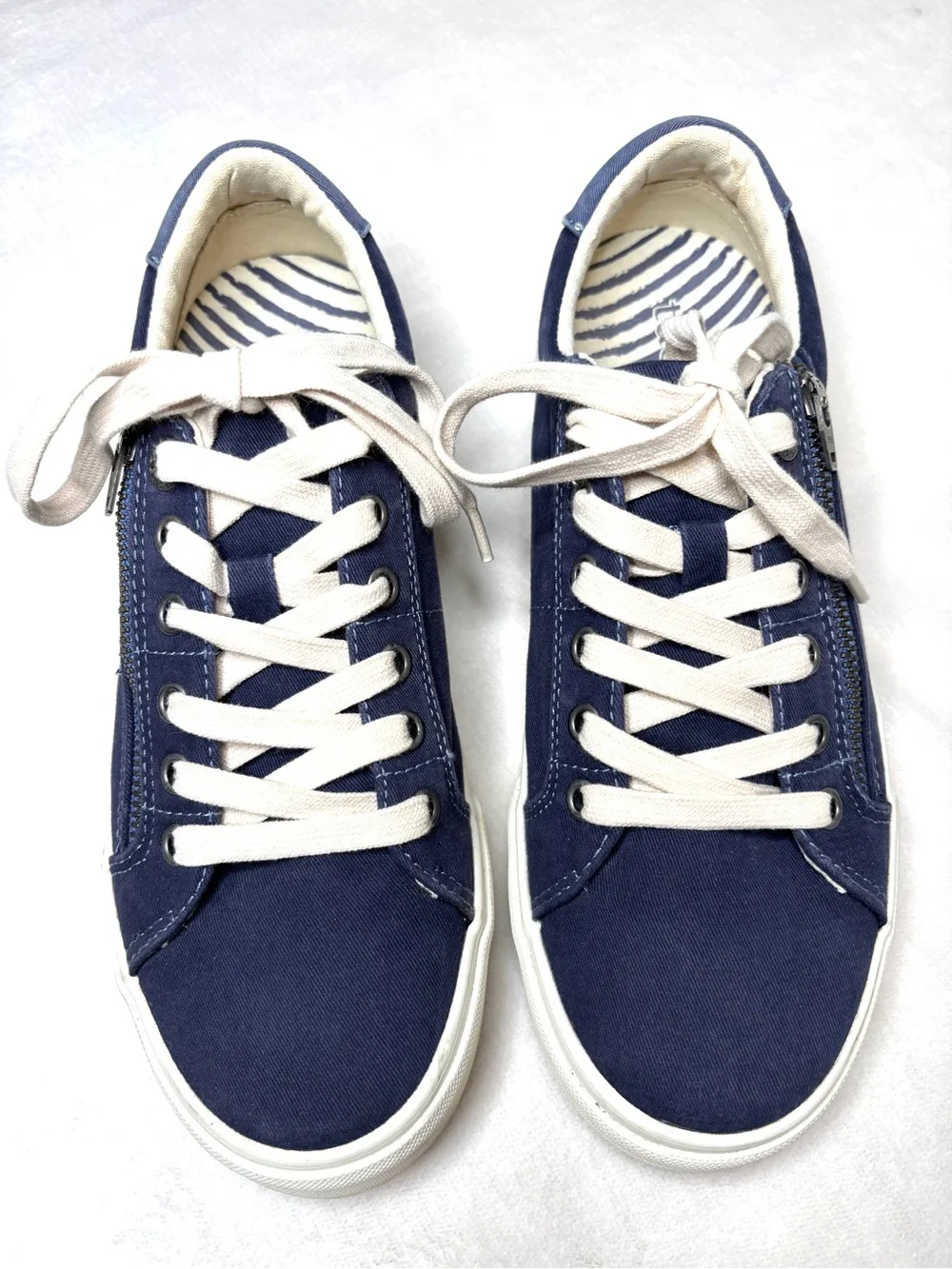 Taos Footwear excellent worn
